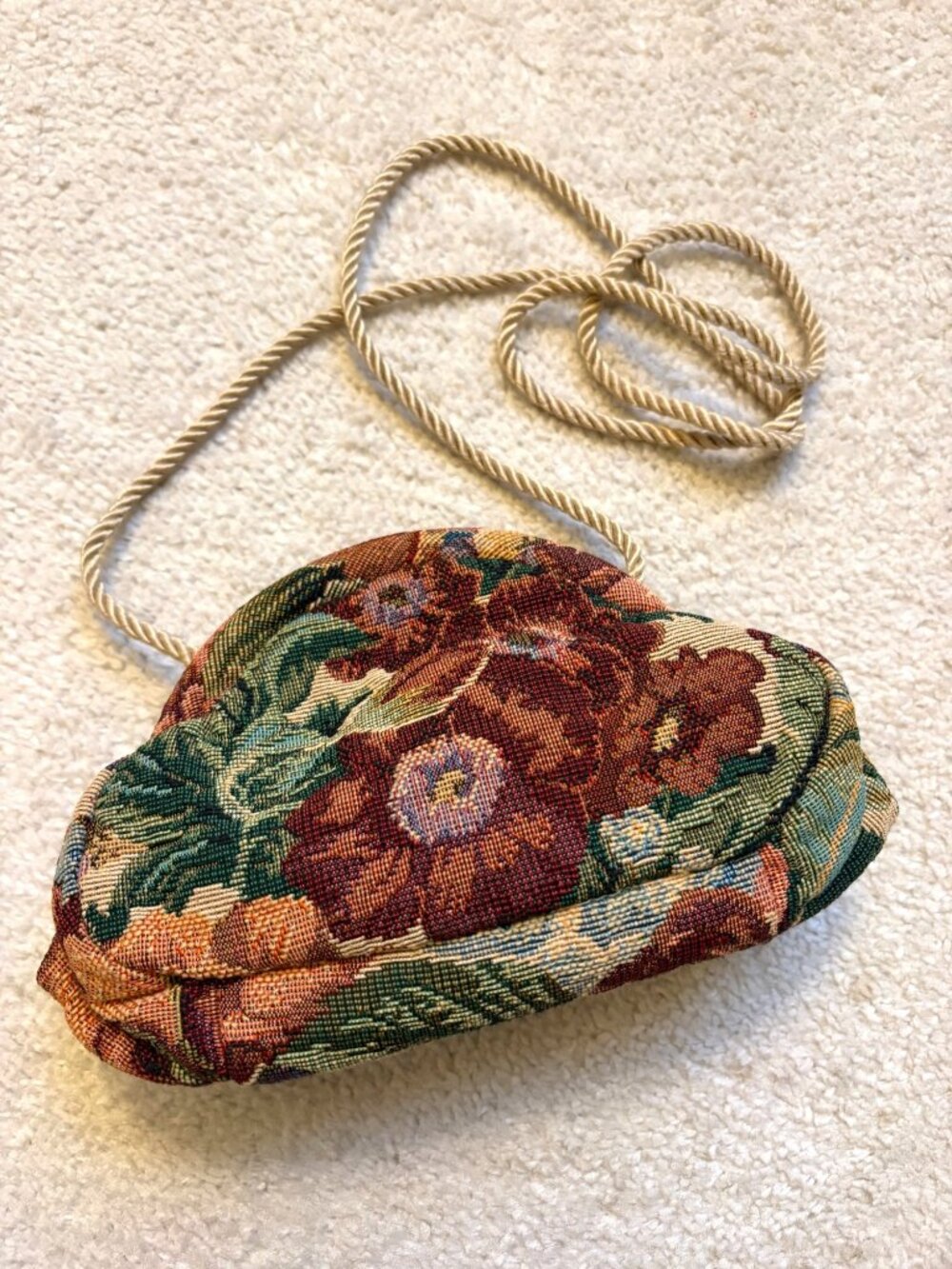 Vintage Floral Tapestry Kiss Lock Crossbody Purse Cottagecore Needlepoint
